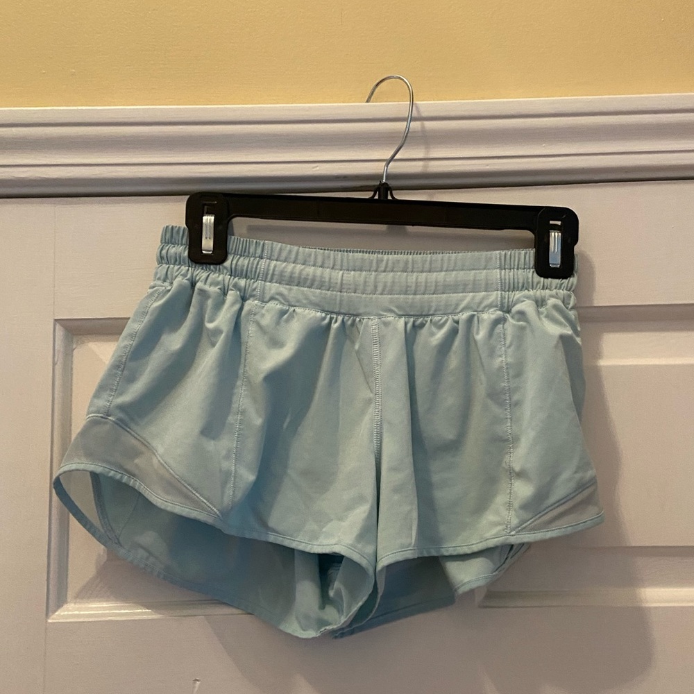 Lululemon 2.5” shorts